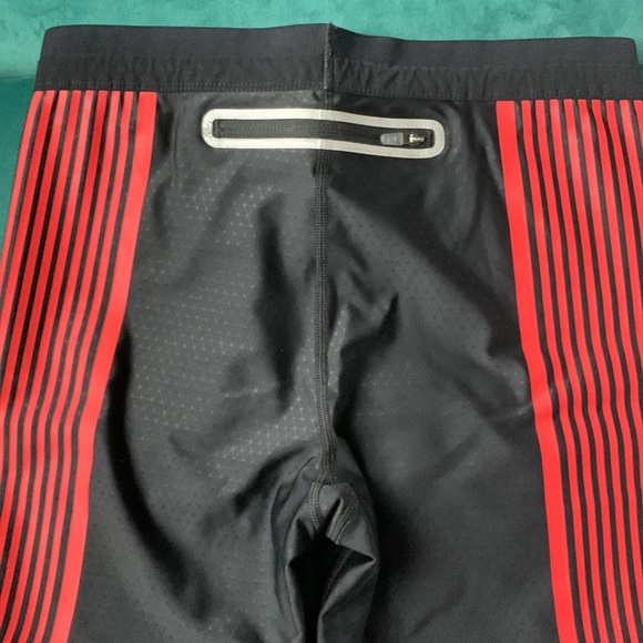 Nike capri tights, size M - Picture 4 of 4